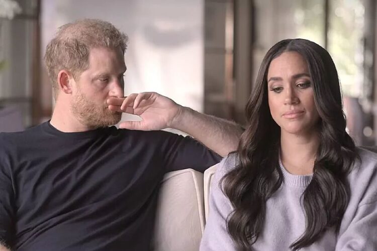 Família Real remove títulos de Príncipe Harry e Meghan Markle