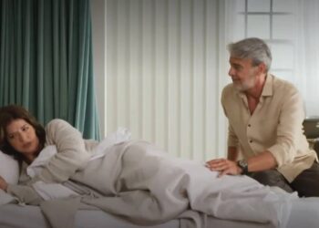 Nathalia e o irmão em Elas por Elas