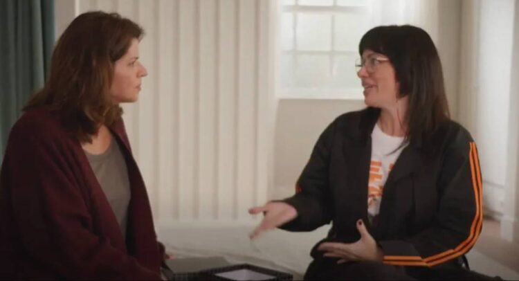 Natália e Carol em Elas por Elas