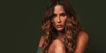 Deborah Secco