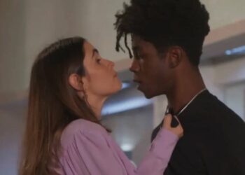 Cris e Tony em Elas por Elas